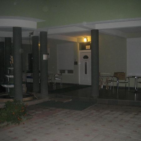 Guest House Vila Mimoza ウルツィニ エクステリア 写真