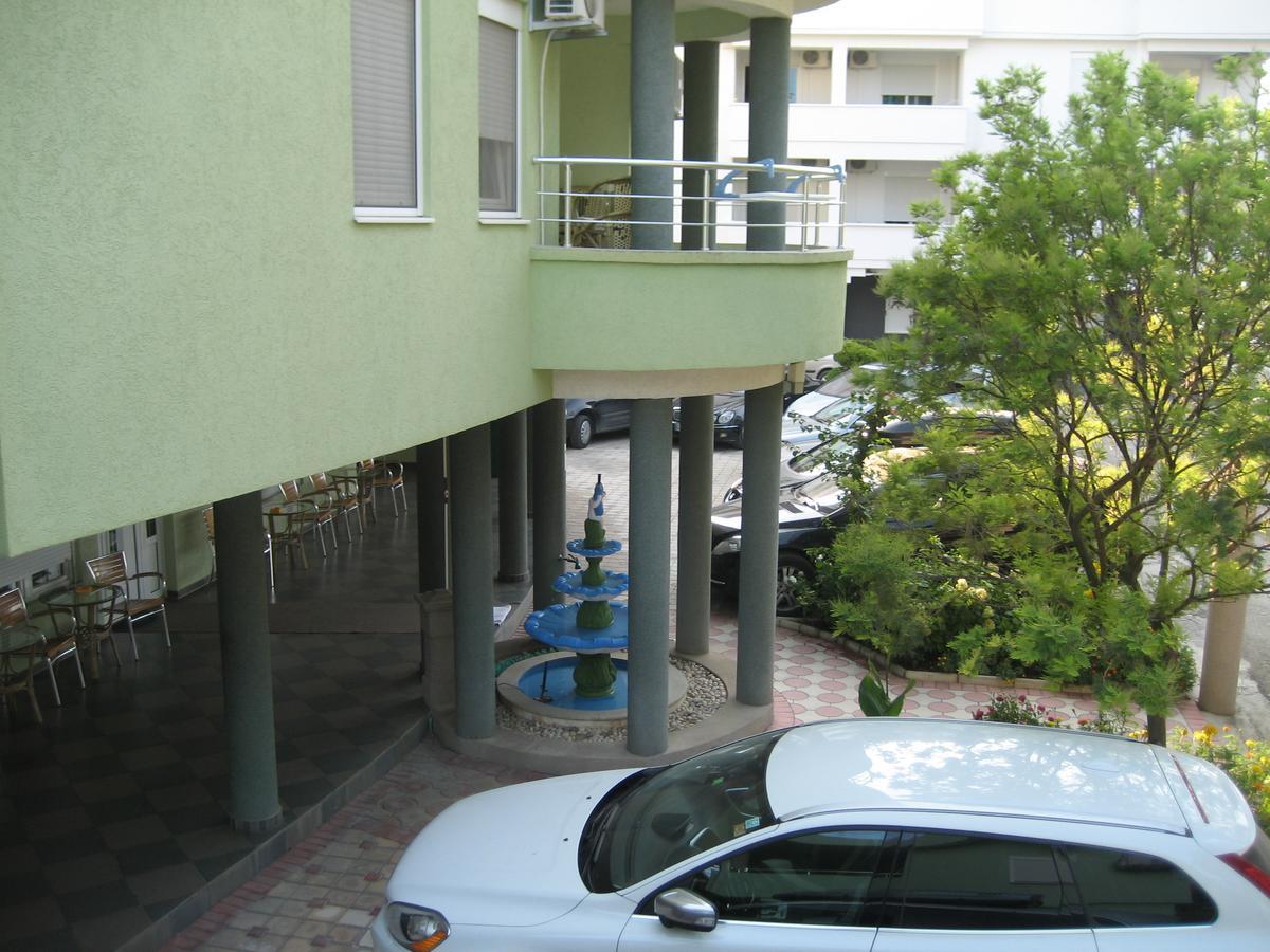 Guest House Vila Mimoza ウルツィニ エクステリア 写真